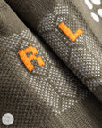 Cuera 3-Pack Oncourt Grip Socks, neck label and care tag detail